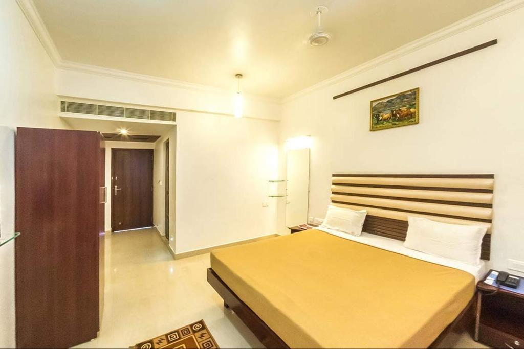 โรงแรมคิง พาราไดซ์ - ศรีรังคาม Tiruchirappalli ภายนอก รูปภาพ